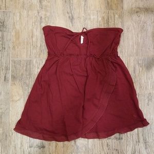 Maroon sleeveless Abercrombie top